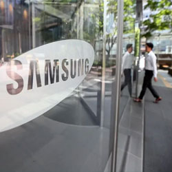 Samsung W22 5G scheduled to launch on Oct 13