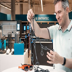 Sintratec Uses Augmented Reality & 3D Printing to Create an Immersive Learning Experience