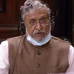 Why does Sushil Modi want to regulate online gaming?
