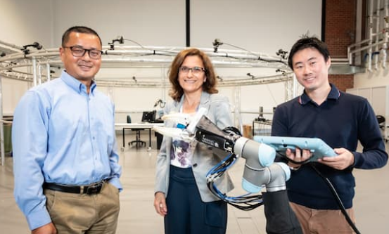 Australia's Monash University opens world-class robotics research facility